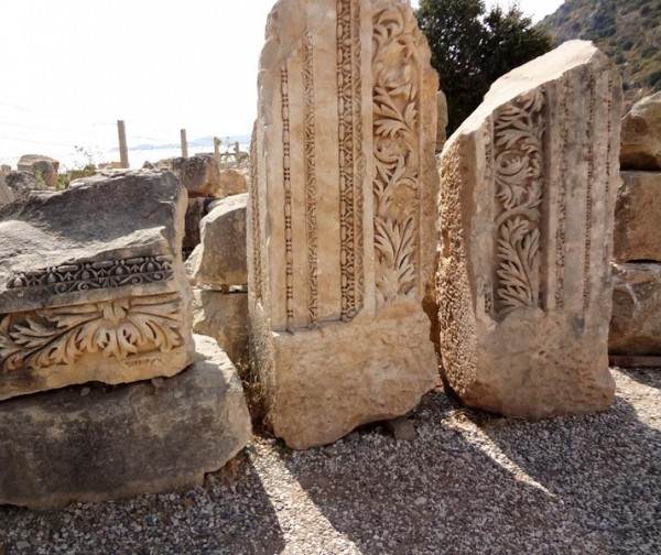 Руины древнего города Демре (Мира)
