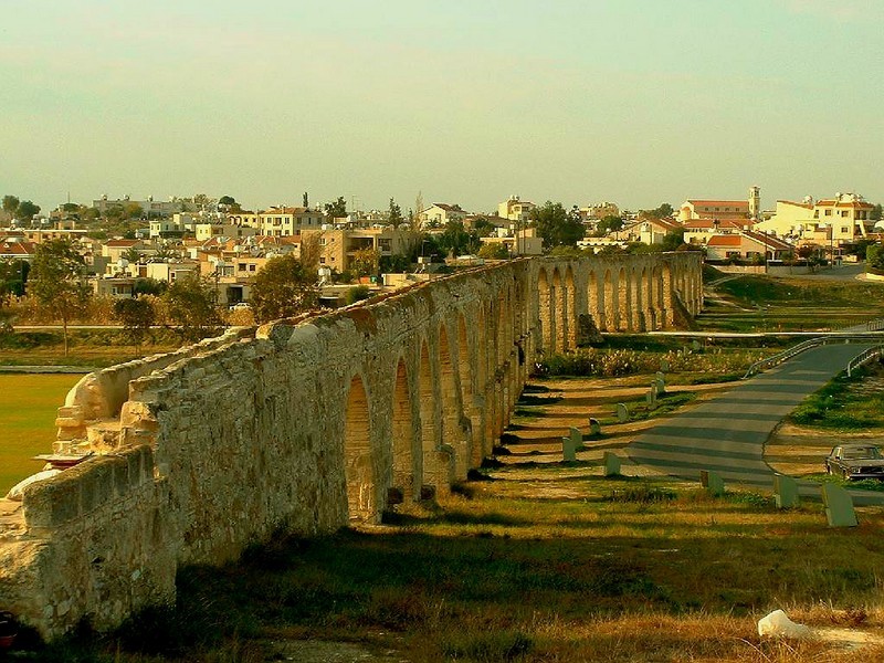 Акведук Камарес на Кипре
