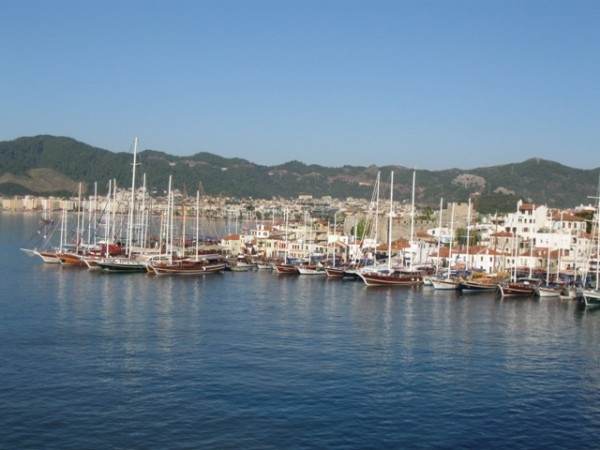 Природная бухта - Порт Марина