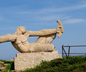 Скульптура на мысе Калиакра