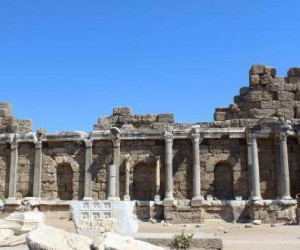 Храм Аполлона и Артемиды