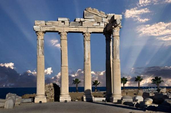 Храм Аполлона и Артемиды