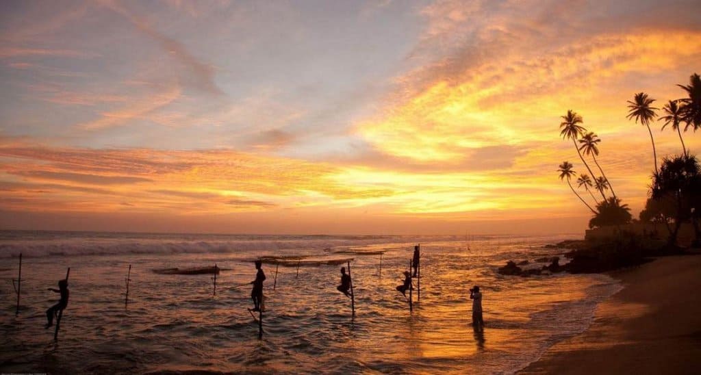 Шри Ланка пляж на закате