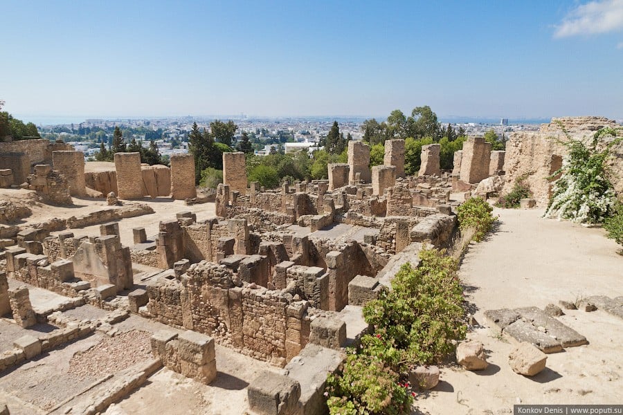 Древние руины где находятся. Холм Бирса Тунис. Древний город Карфаген в Тунисе. Бирса (Карфаген) достопримечательности Туниса. Карфагенская Цитадель Бирса.