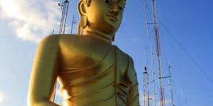 Большая статуя Будды